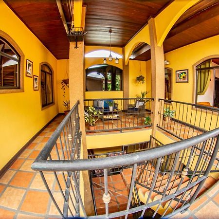 Sol Y Luna Apartments La Fortuna Exterior photo