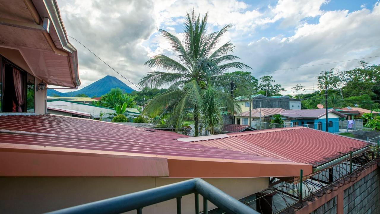 Sol Y Luna Apartments La Fortuna Exterior photo